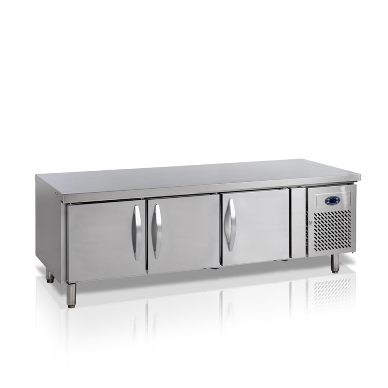 Tavolo Refrigerato Positivo GN 1/1 - 262 L - 3 Porte TEFCOLD