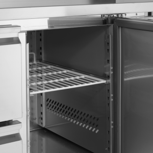 Tavolo Refrigerato con Alzatina in Acciaio Inox - 4 Porte - GN 1/1 - Tefcold