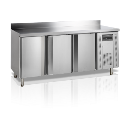 Tavolo Refrigerato Inox 3 Porte GN 1/1 - TEFCOLD: Conservazione ottimale degli ingredienti con eleganza