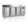 Tavolo Refrigerato Inox 3 Porte GN 1/1 - TEFCOLD: Conservazione ottimale degli ingredienti con eleganza