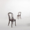 Sedie Bistrot Legno Curvato Finitura Noce. Fascino e Comfort per il Tuo Ristorante.