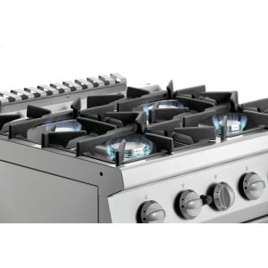 Fornello 4 Fuochi con Forno a Gas GN 2/1 Serie 700