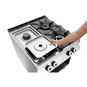Fornello a 4 fuochi serie 900 - Base Aperta del marchio Bartscher