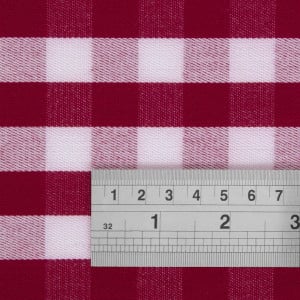 Red checkered polyester napkins - Set of 10 - Mitre Essentials - Fourniresto