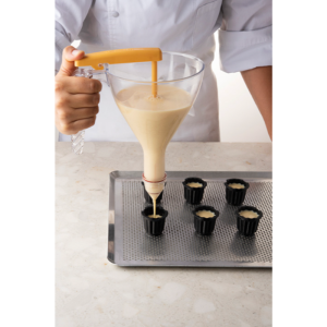 Teglia da Pasticceria in Alluminio Forato - 600 x 400 mm - Matfer