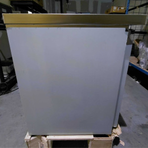 Tavolo Refrigerato Positivo Profondità 600 - 3 Porte - Dynasteel