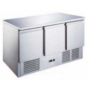 Tavolo refrigerato compatto GN 1/1 positivo a 3 ante