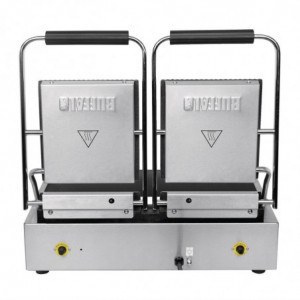Double Smooth/Smooth Bistro Contact Grill 230V - Buffalo