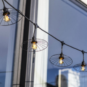 Outdoor Light Garland with Steel Lampshades and Filament Bulb - Chic Cage Light - Lumisky